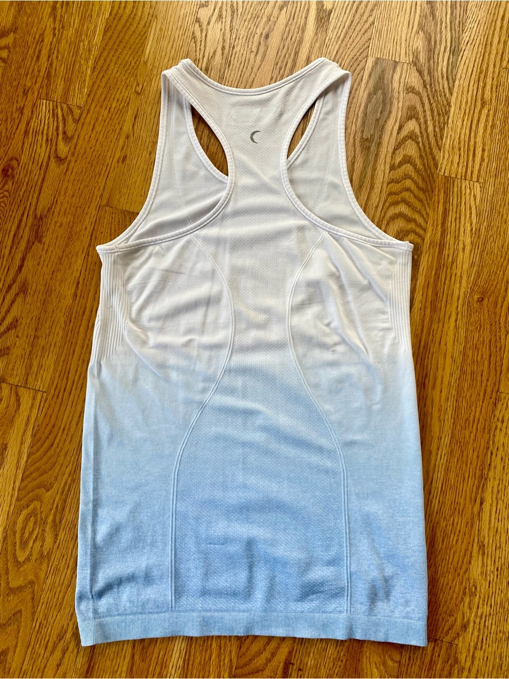 ZYIA Active Sky Ombre Racerback Seamless Tank | Size Small - Picture 3 of 4